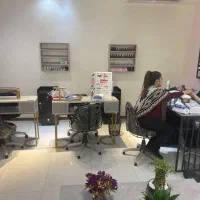 اجاره میز ناخن ،صندلی،اتاق