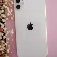 آیفون 11 تمیز و سرحال، با باتریِ تازه نفس