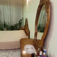 سرویس خواب چوبی منبت دونفره|تخت و سرویس خواب|قم, باجک سه|دیوار