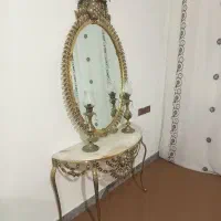 فروش میز آیینه و شمعدان  و گلدان  برنز