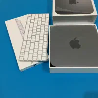 کیس مک Mac Mini 2018 و مجیک کی بورد اپل بلوتوثی