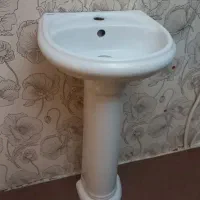 روشویی پایه دار