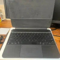 مجیک کیبور m4 13 inch