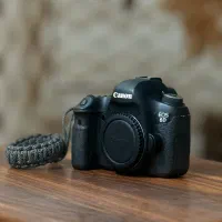 دوربین عکاسی حرفه ای