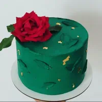 قبول سفارشات کیک عروسی، تولد،کافه ای،دسر،شیرینی