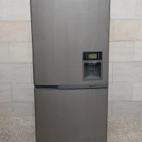 یخچال فریزر نیم ساید اسنوا در حد نو