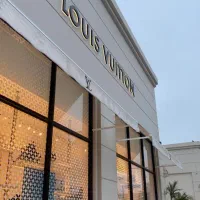 اجاره مغازه ۹۵ متری شریعتی