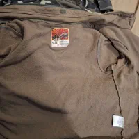 هودی|لباس|تهران, درختی|دیوار