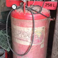 پمپ باد ۲۵۰ لیتری دو سیلندر اماده کار