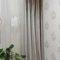 والان پرده، گل میخ، جمع کننده