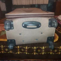 یک عدد چمدان سایز بزرگ نو|کیف، کفش، کمربند|تهران, دبستان|دیوار