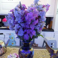 یک دسته گل مصنوعی شکوفه