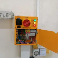 خدمات برقی جامع و مطمئن با برقکار حرفه‌ای و مجرب