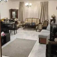 نیازمند-همخانه-خانم