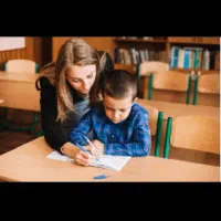 معلم خصوصی ریاضی و زبان  ابتدایی و متوسطه اول