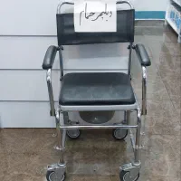 ویلچر حمام نو و آکبند داخل کارتن