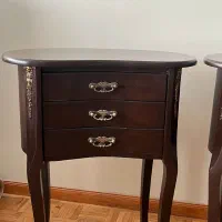 ۲عدد میز سه کشویی چوبی مناسب آباژور ولوازم تزئینی|بوفه، ویترین، کنسول|اصفهان, سعادتآباد|دیوار