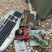 کامپیوتر ومانیتور