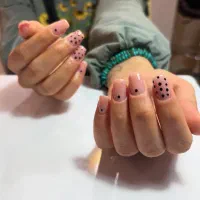 کاشت ناخن باآفرویژه|خدمات آرایشگری و زیبایی|مشهد, هفت تیر (آب و برق)|دیوار