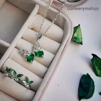 گردنبند و انگشتر