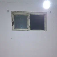 پنجره آهنی