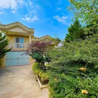 ویلا باغ نیم پیلوت حیاط گلکاری شهرکی  امن سنداماده