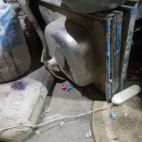 مقداری لوازم خانه و اسباب بازی