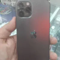 آیفون 12pro سیاه رنگ 256