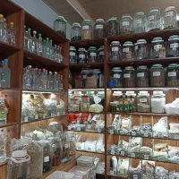 فروش تجهیزات و اجناس مغازه عطاری|فروشگاه و مغازه|اصفهان, نقش جهان|دیوار