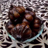 سیر ترشی 8ساله