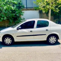 پژو 206 SD مدل 98 کارکرد کم بدون رنگ