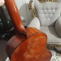 گیتار خوش صدا