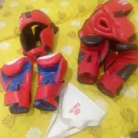 دستکش و کلاه بوکس|تجهیزات ورزشی|مشهد, تربیت (صدف)|دیوار