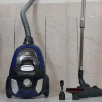 دو عدد جارو برقی|جاروبرقی، جارو شارژی، بخارشو|تربت‌حیدریه, آغوی|دیوار