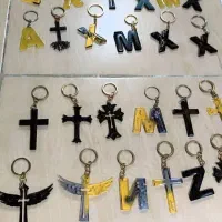 فروش انواع جاکلیدی و گردنبند و دستبند