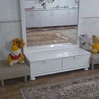 کمد آینه|آینه|نیشابور, گنبد سبز|دیوار