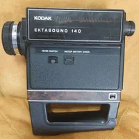 دوربین فیلم برداری قدیمی KODAK EKTASOUND 140