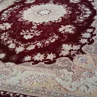 یک عدد فرش دوازده متری