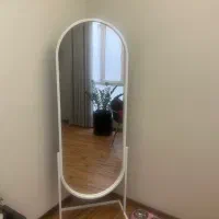 اینه پایه دار
