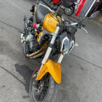 بنلی دوسیلندر ۳۰۰