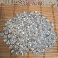 دکمه الماسی و نگین