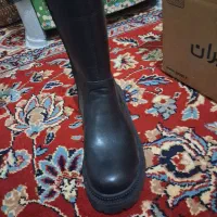 پوتین شیک و زیباونواصلا استفاده نشده سایز۳۹