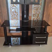 میز تلوزیون شیشه ای