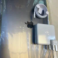 مک بوک پرو 2019   13 اینچ تاچ بار 1 ترابایت