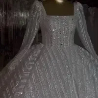 لباس عروس|لباس|رودهن, |دیوار