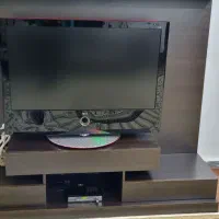 میز تلویزیون چوب گردو اصلی به دون ضربه وشکستگی|میز تلویزیون|دوگنبدان, |دیوار