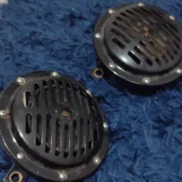 دو عدد بوق۱۰۱۱ و کیت مکش و آینه پراید سالم