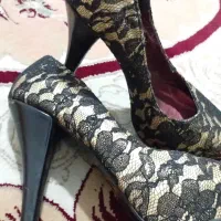 کفش پاشنه بلند