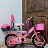 دوچرخه سایز۱۲برند اسکار،داخل منزل بوده،سالم سالم