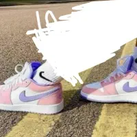 کتونی جردن وان دخترانه و شلوار جین|کیف، کفش، کمربند|بهبهان, |دیوار